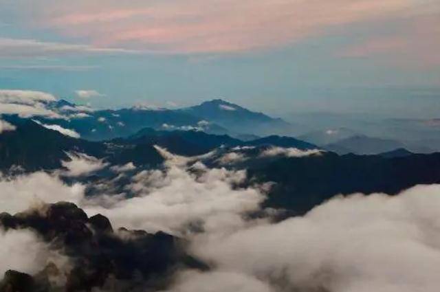 西部最美的地方,云海日出堪比黄山,但有的人不敢去