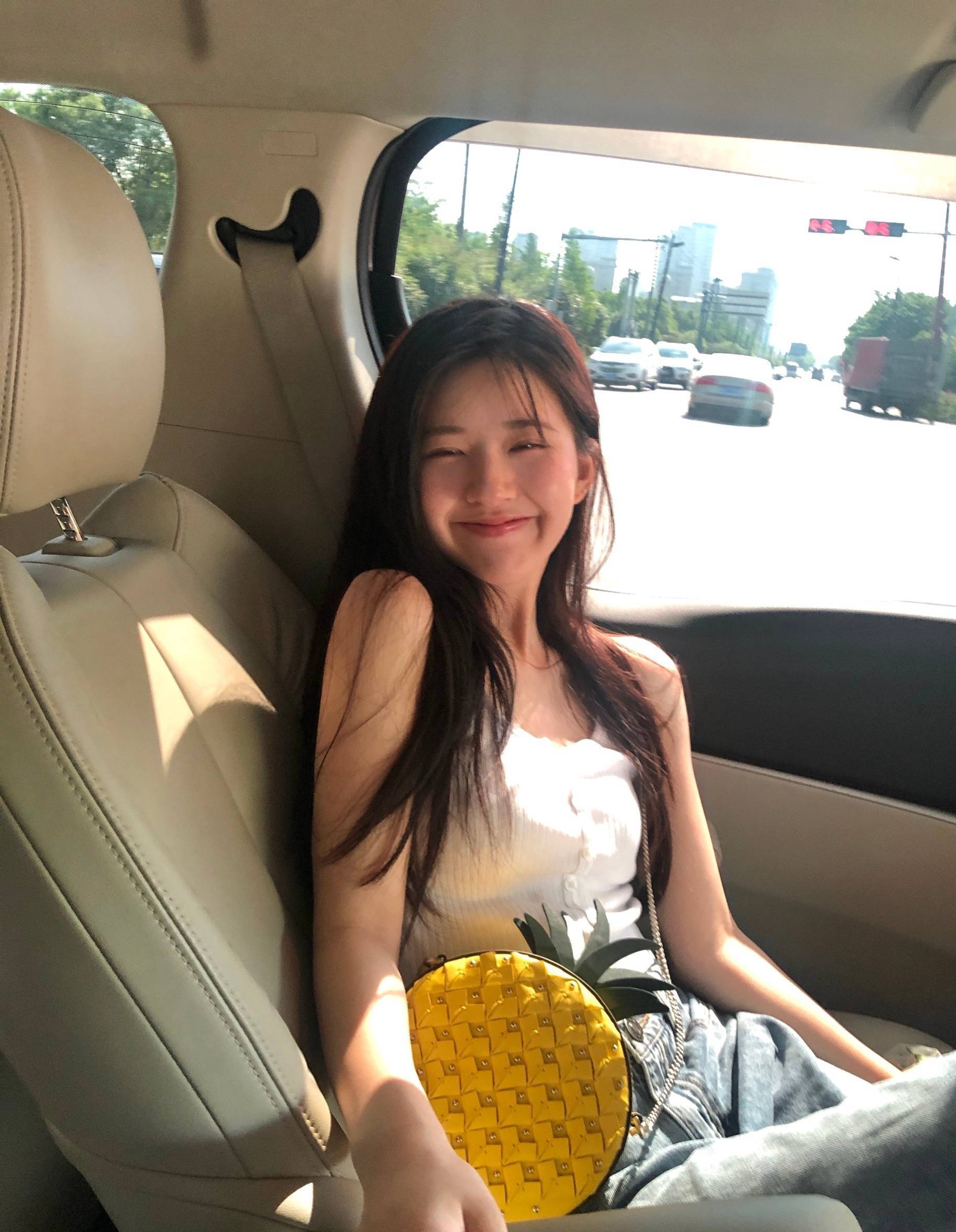 初恋|赵露思又上热搜，观众是有多爱她，揭秘全网都爱的初恋气质