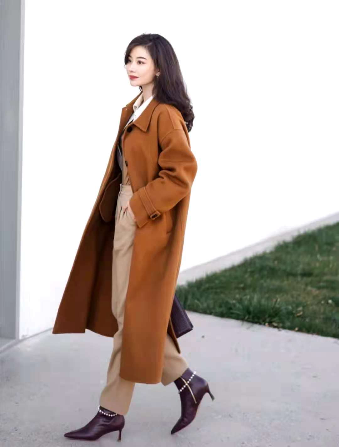 如何穿搭衣服有气质女性 3a375a9846ec48dc8bef31c51e61c146.jpeg