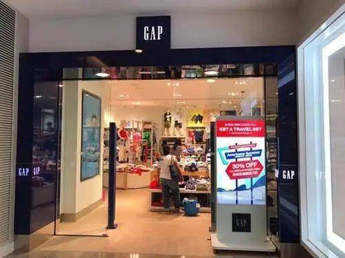 优衣库|数字化转型，看4大快时尚品牌如何花式自救？