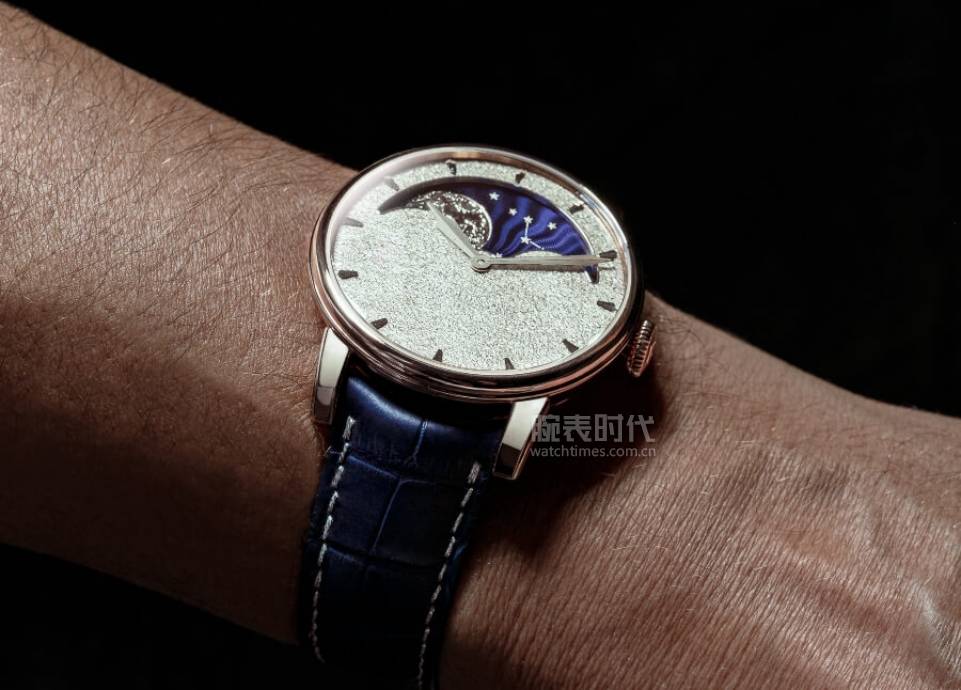 绝对大到你满足，Arnold & Son Perpetual Moon Obsidian腕表