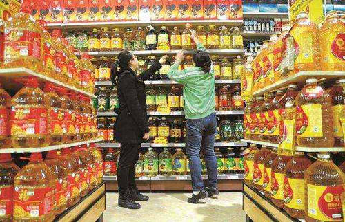 原因|超市月薪2-3千，为何很多人还“抢着干”？原因其实很简单！