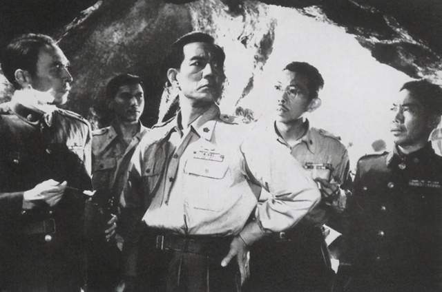 地道战老电影完整版第9集 79d2b209cf6546ac85e1f35d7301d11a.jpeg