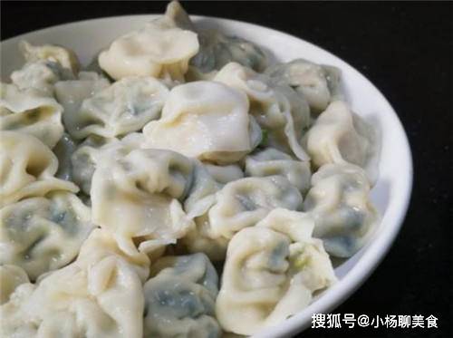 生饺子一般多少个一斤 8c3df5995e1b4b0b9c9df972bd491946.jpeg