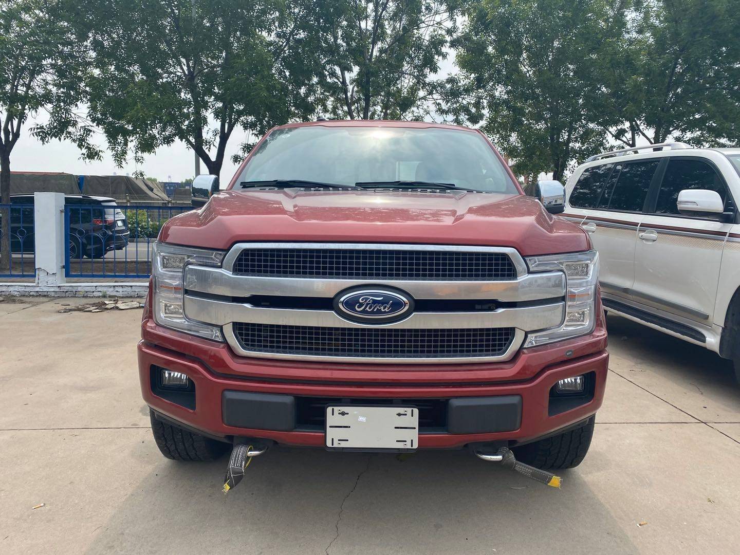 2020款福特猛禽f150现车 实力非凡震撼让利