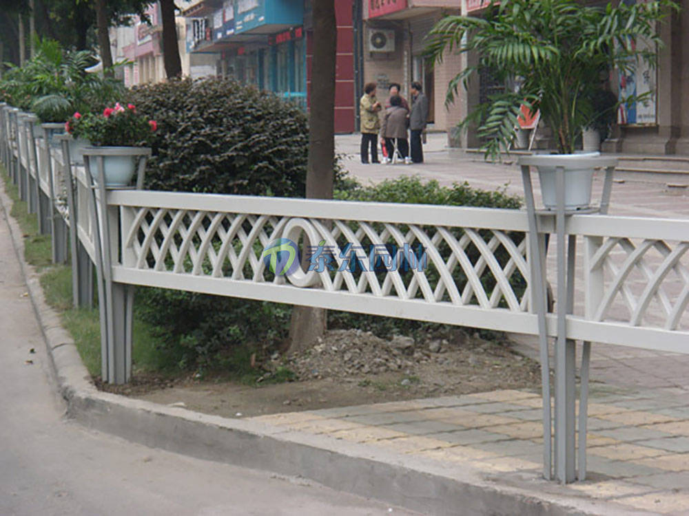 道路花箱护栏种植的选择