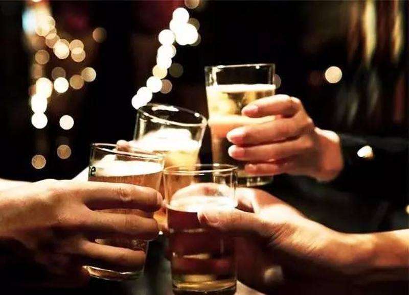 怎么让自己更能喝酒 76a84d9c4ebf4b9fbadcaf17fcd98d35.jpeg