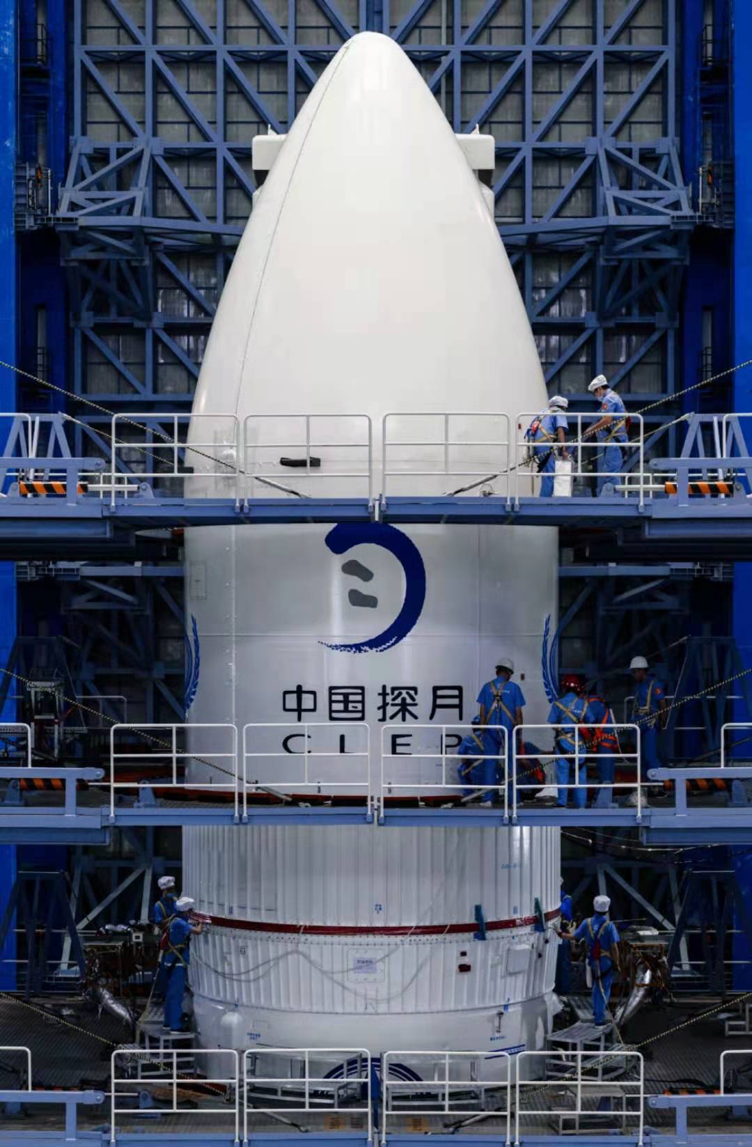 一行心往笼子里走猜成语_心在笼子里的图片(2)