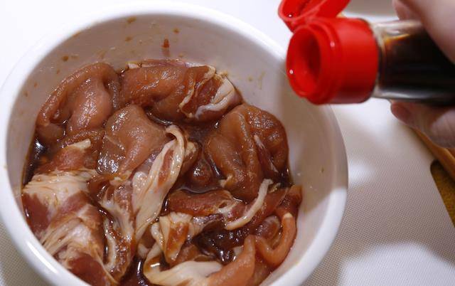 猪肉怎么腌制好吃家常 e229f9cbf5794887a7ce56eff0fbbdc6.jpeg