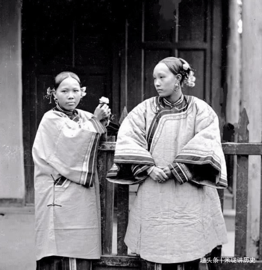 人口贩子张三挺_90年代,女贩子拐卖85人,后被同行卖给深山庄稼汉,受尽12年折磨