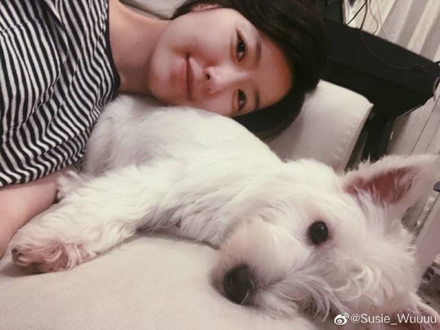李亚鹏表白小19后女友后,前任放声高歌心情好