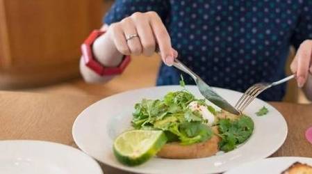 三高人群能吃火锅吗 8572e7bc2f8d4213bee73ad71ecf119b.jpeg