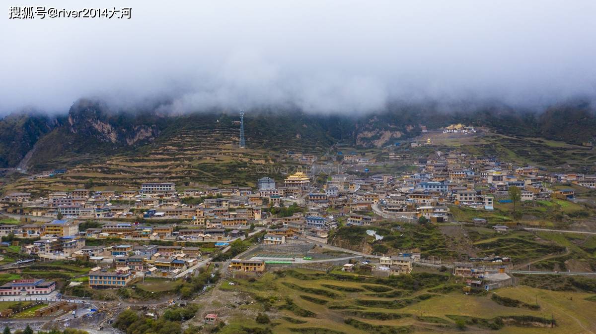 甘南扎尕那，这个被称为人间仙境的村子真的有那么美吗？