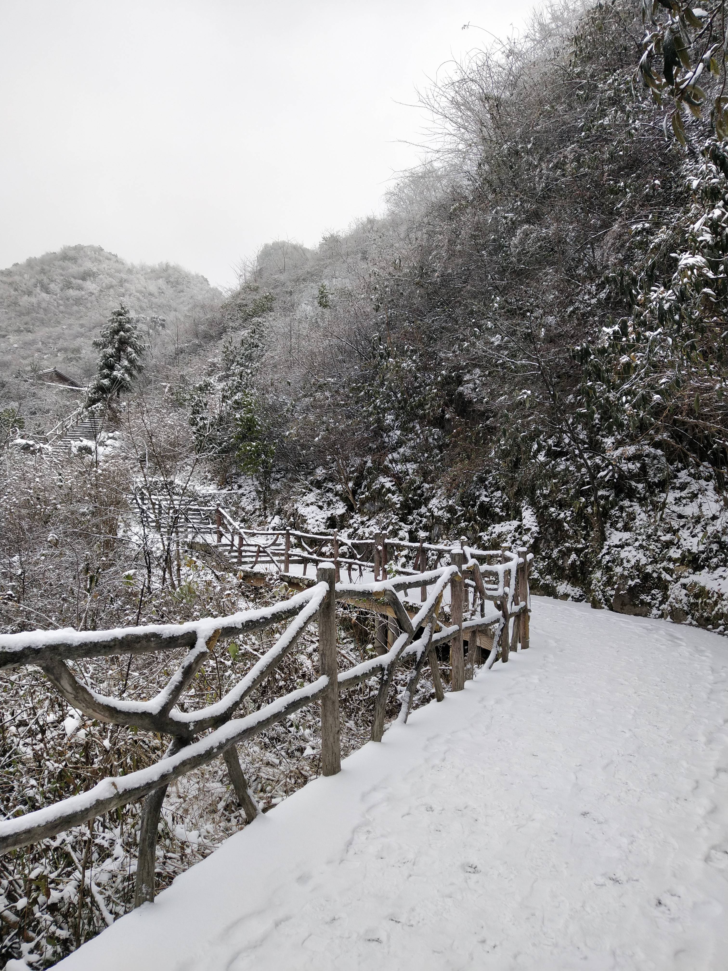 手机随手拍,恩施大峡谷雪景