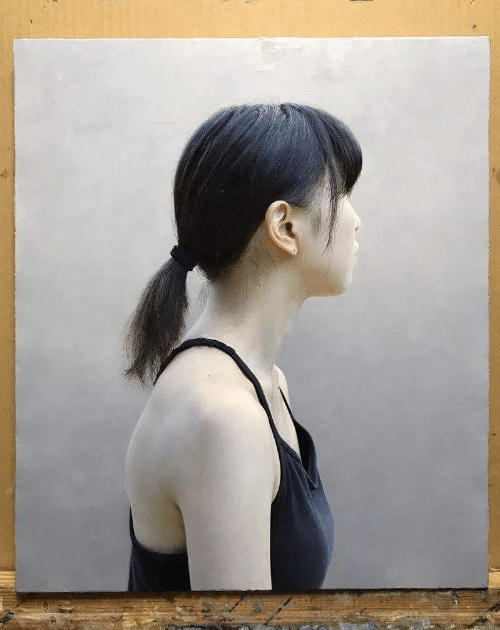日本画家画一幅落水少女,放大10倍水珠清晰可见,却被说哗众取宠