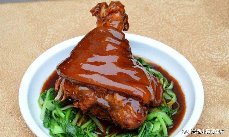 怎么挑选猪肘子 fb3eaeefd2fb46808f931e5c94ba0858.jpeg