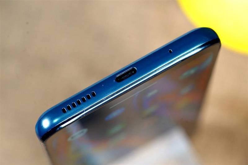 机身|6000mAh“充电宝”加持！联想乐檬K12 Pro评测：899元经典回归