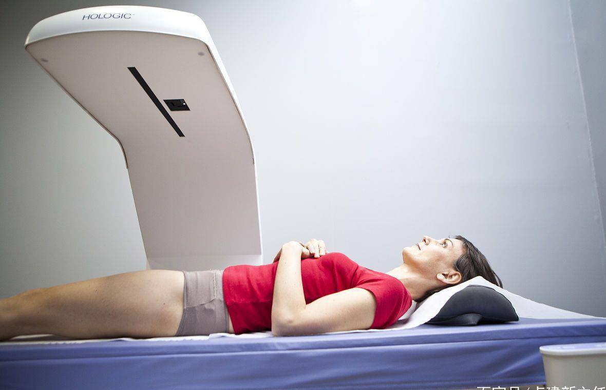 骨质疏松引起疼痛特点看哪科 82ead83add4e43f99e705b8e75b337dd.jpeg