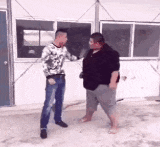 gif搞笑段子:本以为是很纯洁的爱情,这后边的操作?