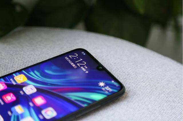 运存4g手机排行榜_安卓入门水平都没有!iPhone13内存曝光:居然只有4G