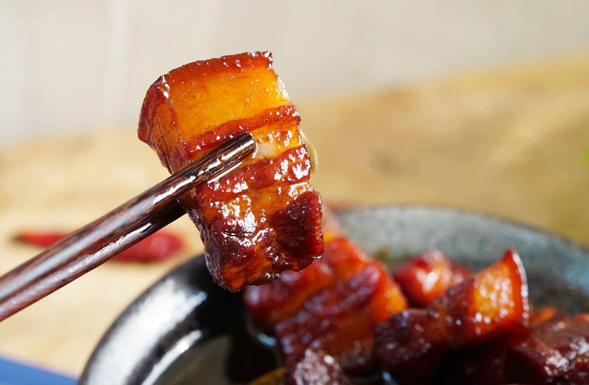 做红烧肉的全过程视频 5499adead1694de5a98b991b9a6e9f38.jpeg