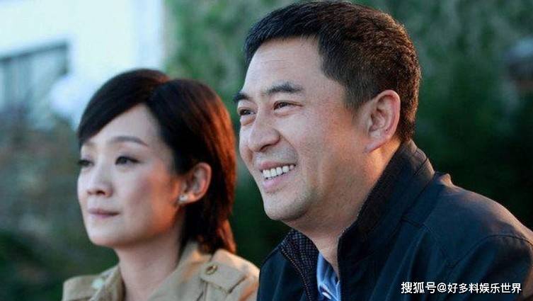 原创揭秘演员张嘉译的两段婚史张嘉译的现任妻子是谁
