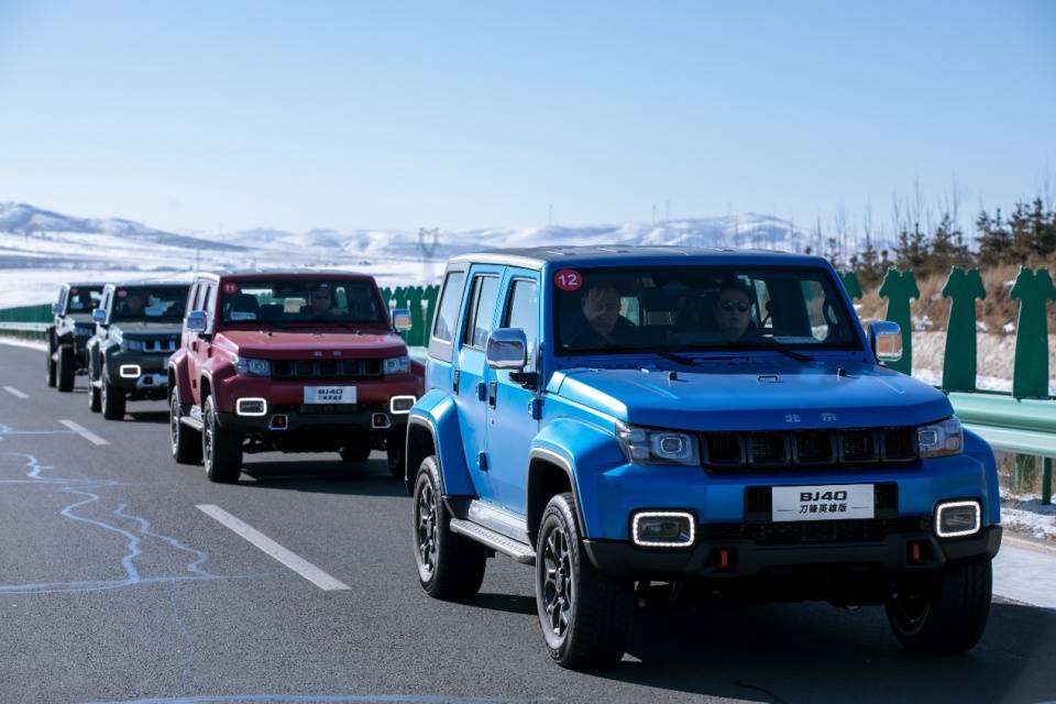 刀锋|BJ40刀锋英雄版实力征服四子王旗，助力嫦娥五号安全回家