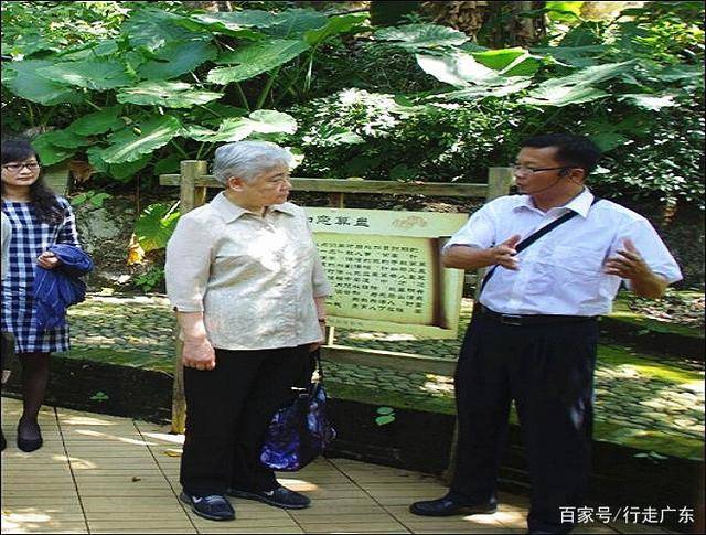 拜谒唐明照故居,领略新中国外交界一对传奇父女的风采!