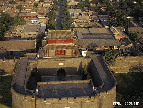 襄县竟然现存一座较为完整的瓮城，可惜少有人知，现状堪忧