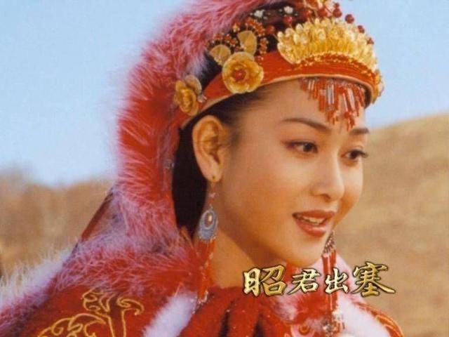 原创古装剧中王昭君的的扮相还是喜欢李彩桦,最美的不是杨幂而是他!