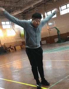 原创
搞笑PS系列:求大神在我身后P两个保镖,结果被P成表情包,笑尿了