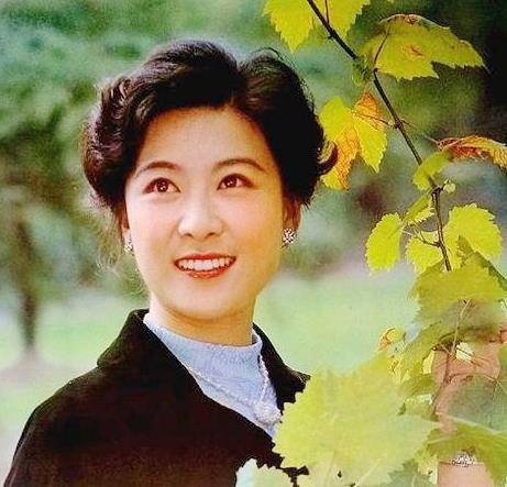 不爱江山爱美人,王群为娶王馥荔,甘愿接受组织处罚不惧被开除
