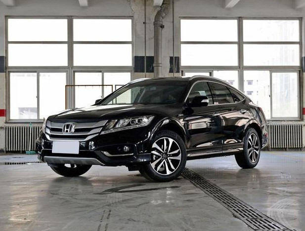原车明明是好车,5米车身配6缸发动机,销量26万看不下去了