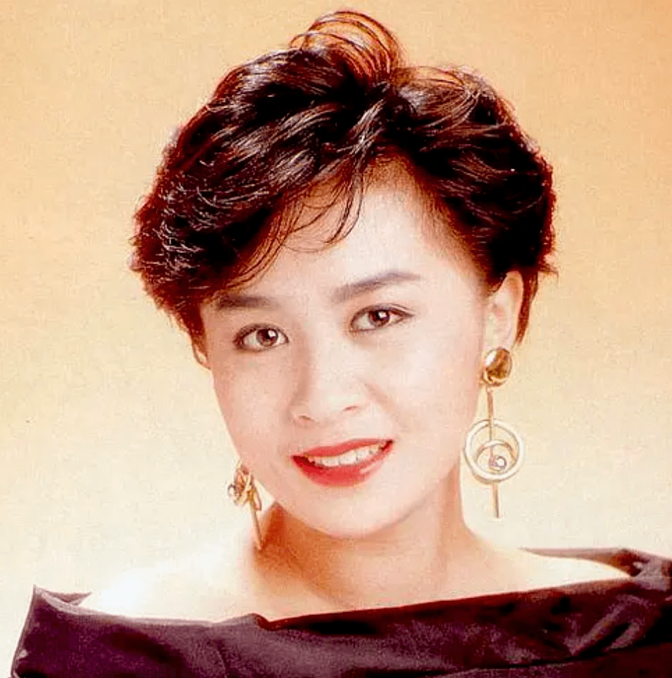 从贫家女到娱乐圈大姐大,刘嘉玲的隐忍人生不容易