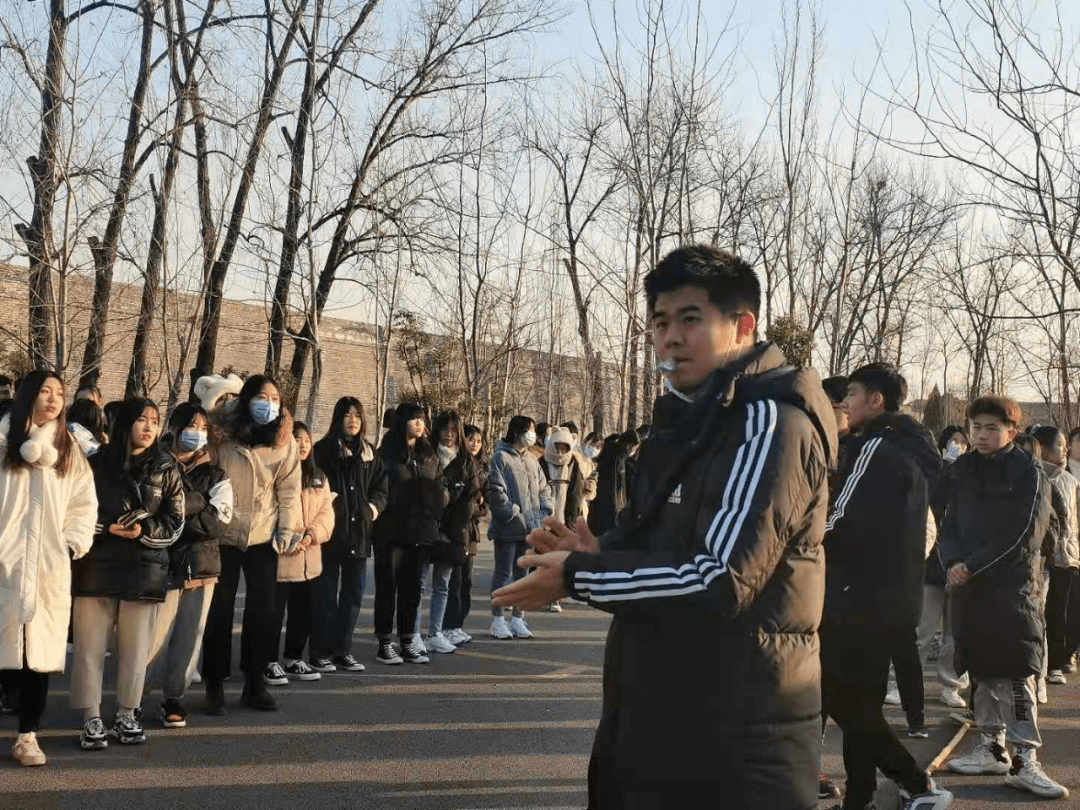 枣庄职业学院台儿庄古城校区组织开展第六届素质拓展运动会
