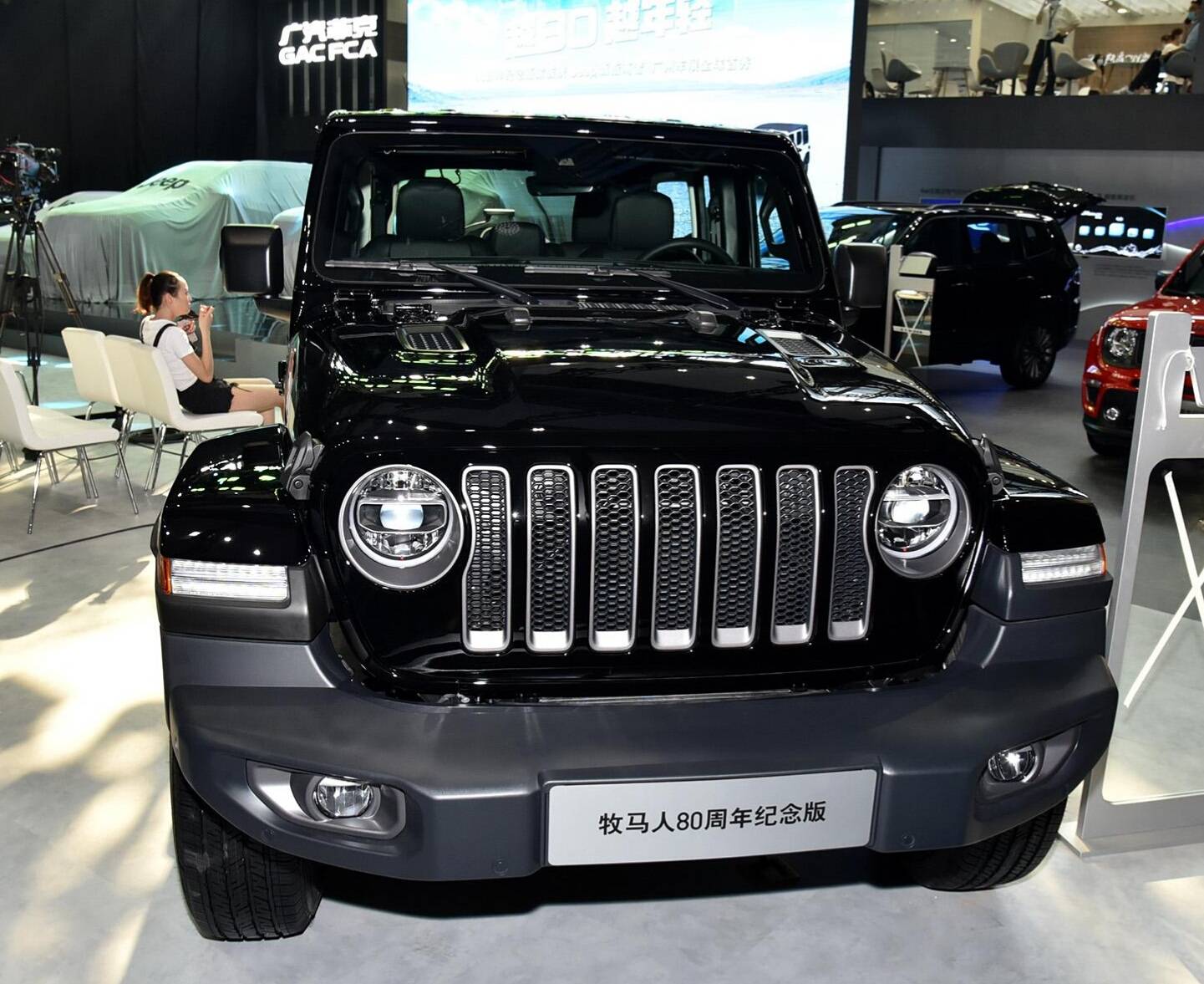 全新混动jeep牧马人20t动力四驱续航650公里真霸气