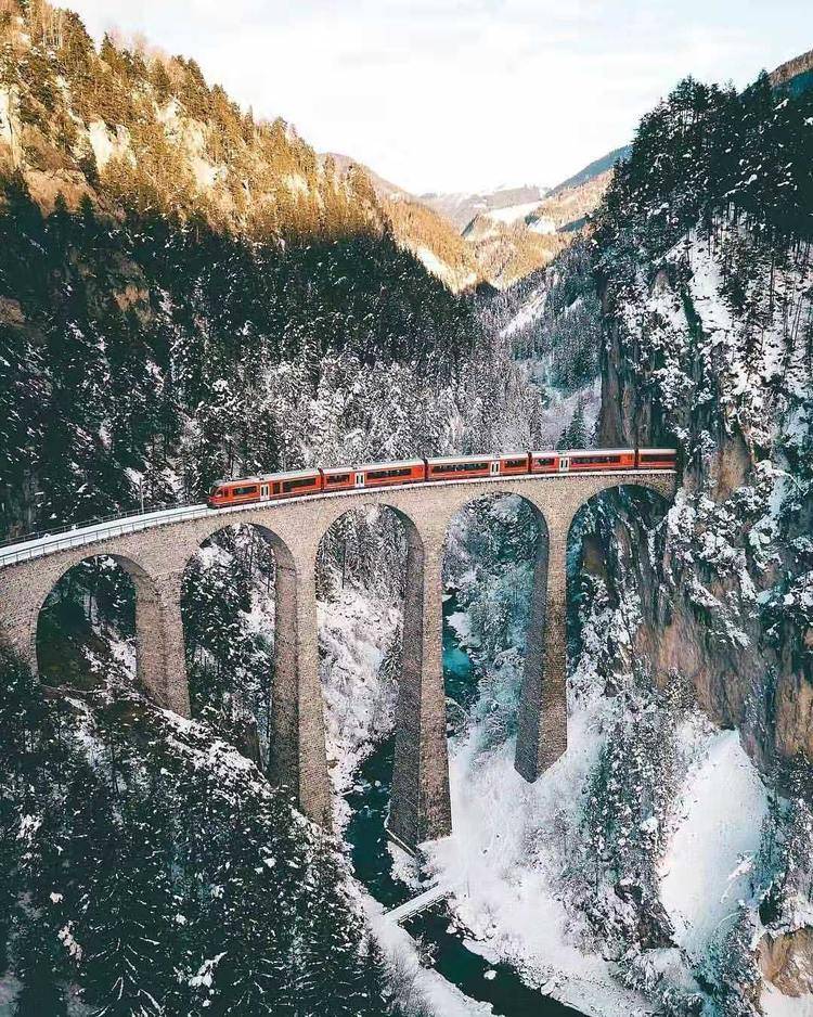 景色|美丽瑞典，雪国列车