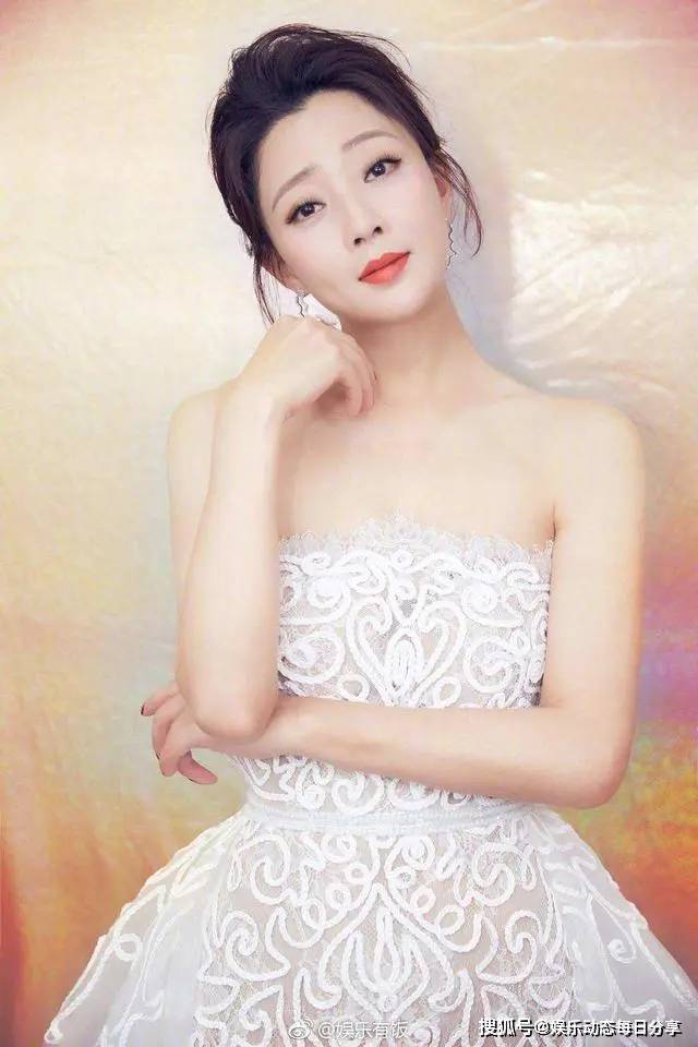 15位来自重庆的美女明星,60后陶红70后蒋勤勤,个个美若天仙!
