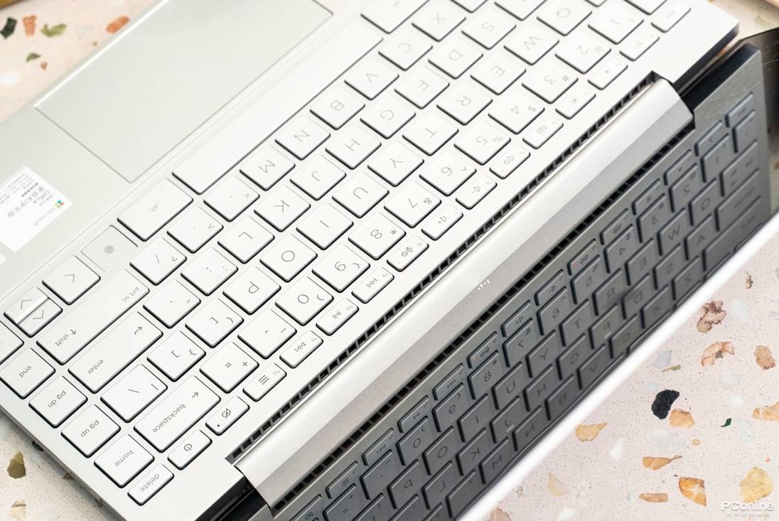 工作|薄而有料 第11代英特尔酷睿处理器加持的爆款轻薄本