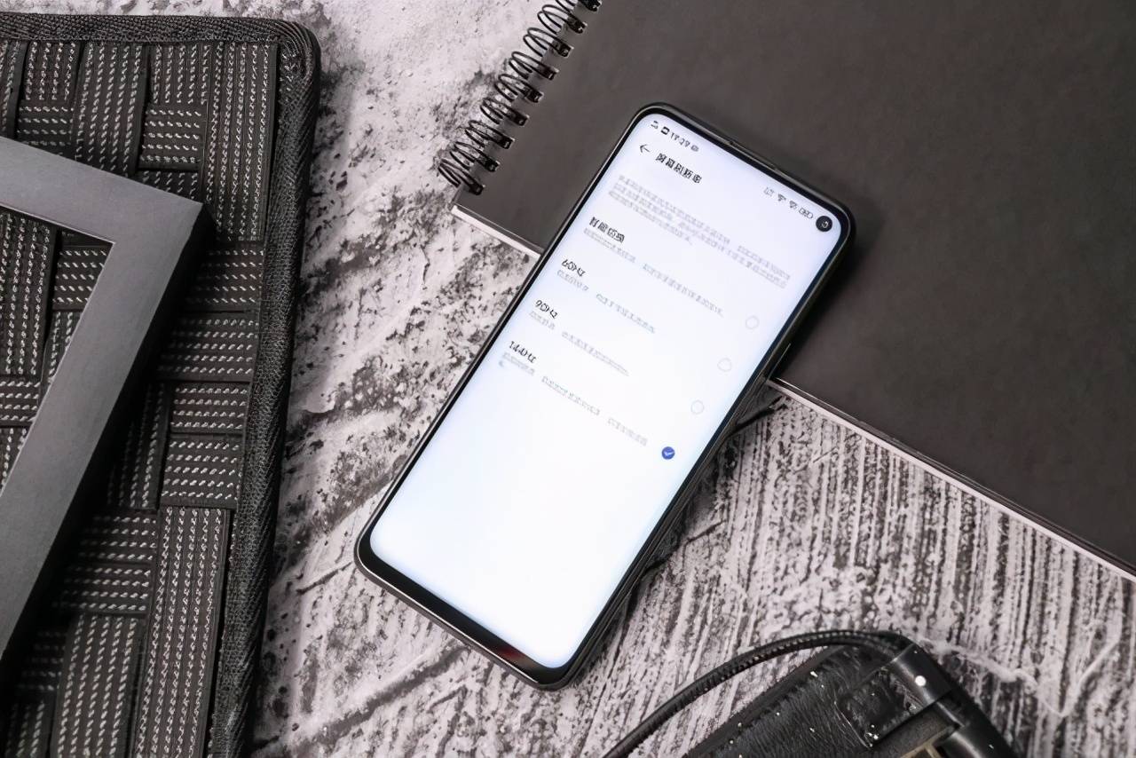 vivo中端机和旗舰机 5eec6b4ae41b4446860aa05138f26f96.jpeg