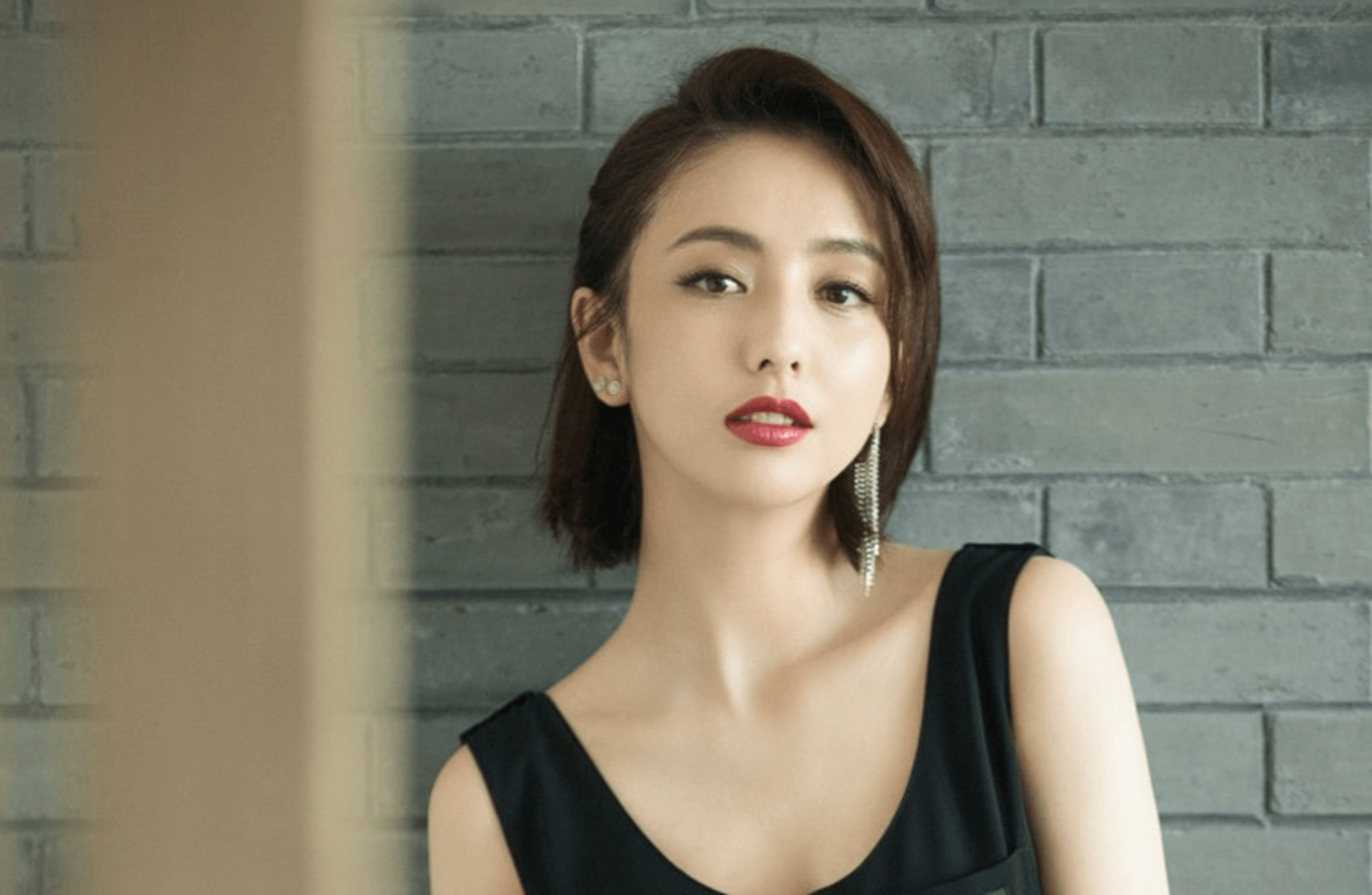 原创4位来自新疆的女明星,个个都是高颜值美女,谁惊艳到了你?