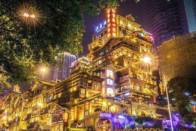 重庆一景点爆红网络，打卡程度仅次于故宫，繁华都市中独特风景