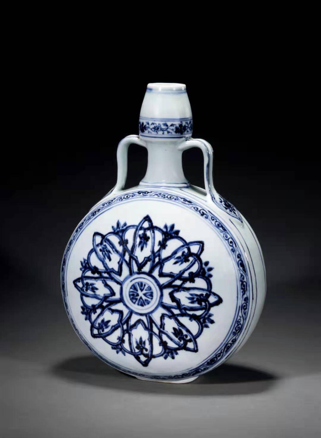 中国陶磁器　明朝　法花壺 e国宝 - 法花蓮鷺文有蓋壺