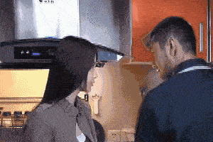 搞笑gif段子:山羊:你牛什么牛,牛什么牛,你的大师兄呢