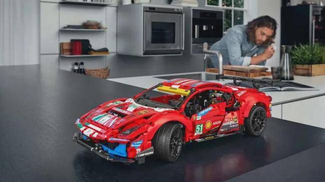 新加坡生活ferrari488gte赛车lego酷炫登场