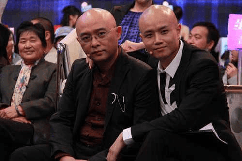 原创主持人乐嘉:从金牌主持到街头卖艺,如今出家为僧,他错在了哪里