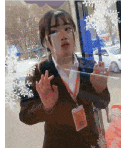 搞笑gif段子媳妇你别这么着急下面还有人看着呢