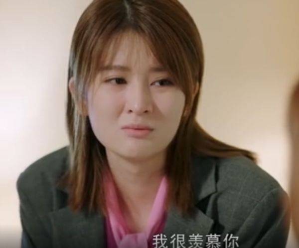 有种"哭戏"叫乔欣,哭的戳中泪点,却被"微笑唇"给毁了_演技