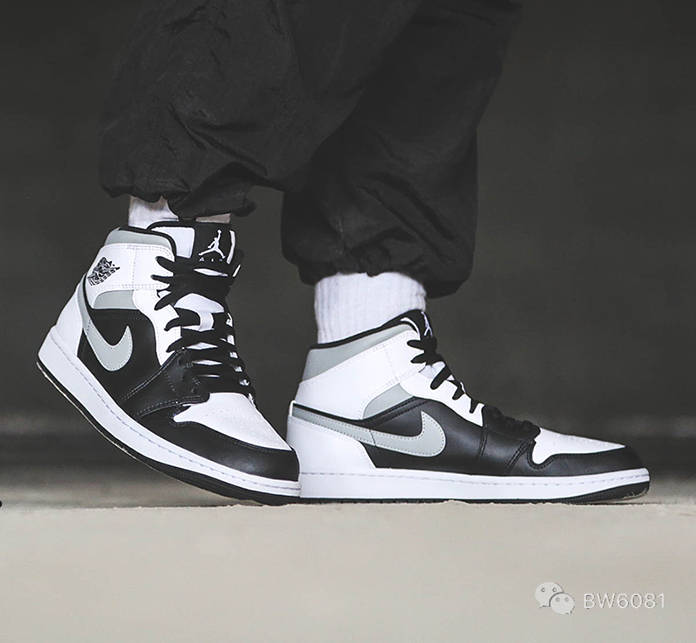 air jordan 1 mid" white shadow" 款式代码:554724-073 责任编辑