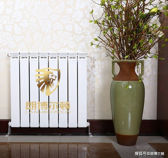 1,铸铁暖气片淡出商场